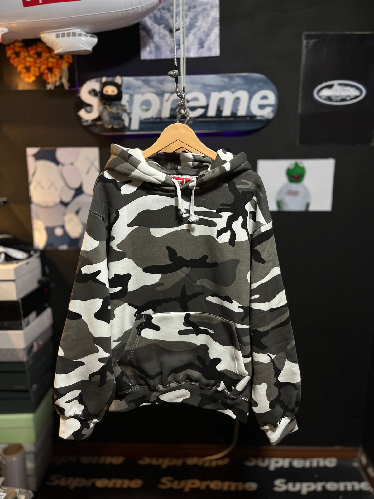 Supreme Satin Applique Hoodie Snow Camo (SS26) – Takeoff ...