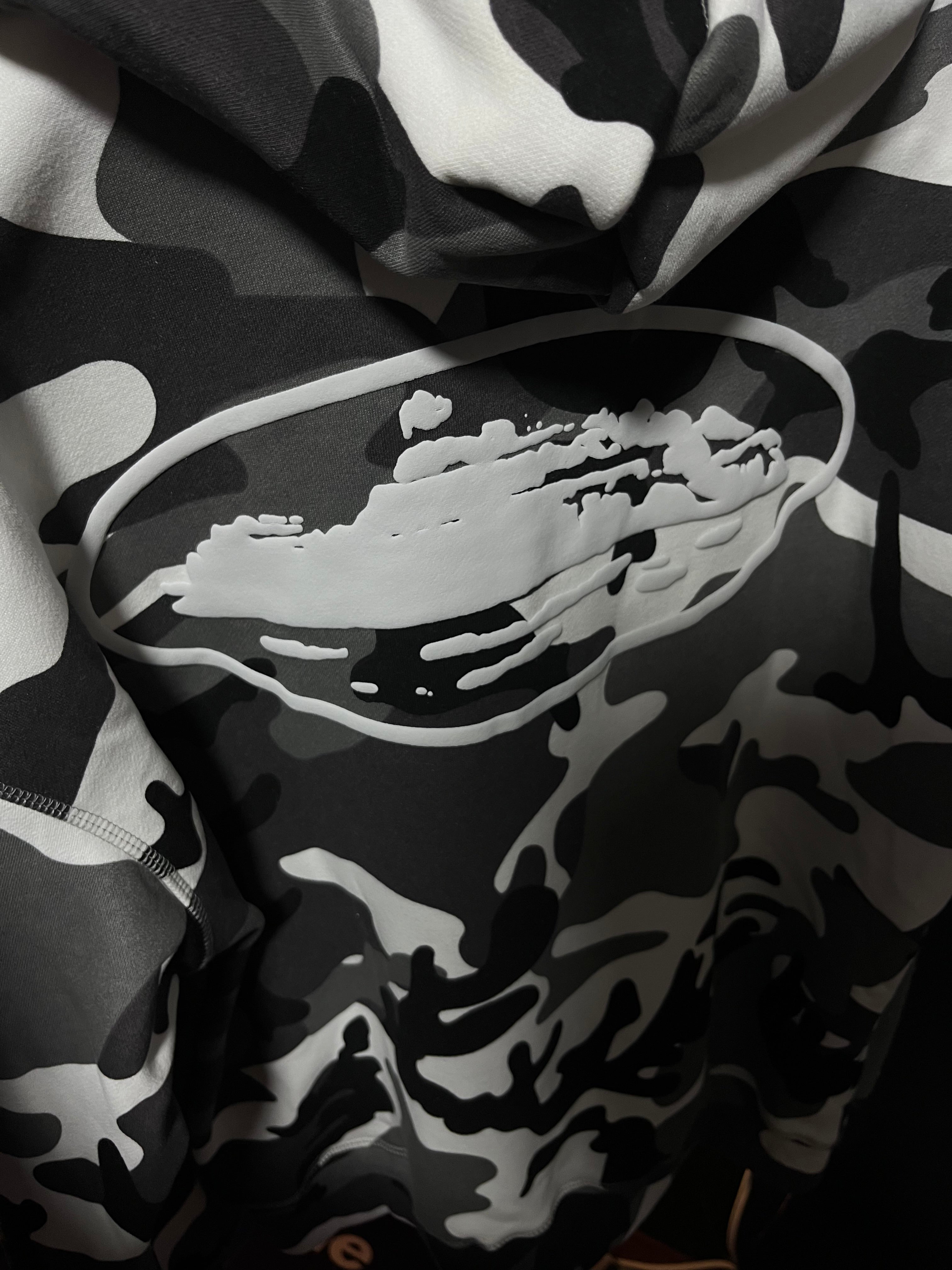 Hoodie Corteiz Island Puff Print Zip (Artic Camo)