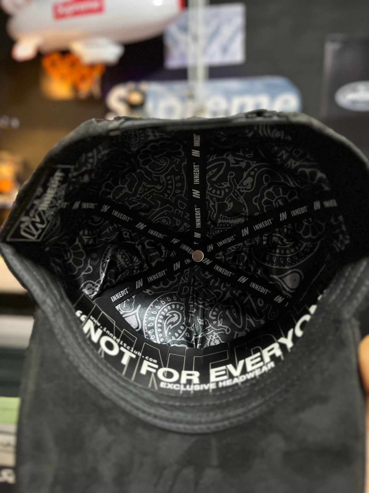Gorra Innedit Muratravis (Terciopelo)