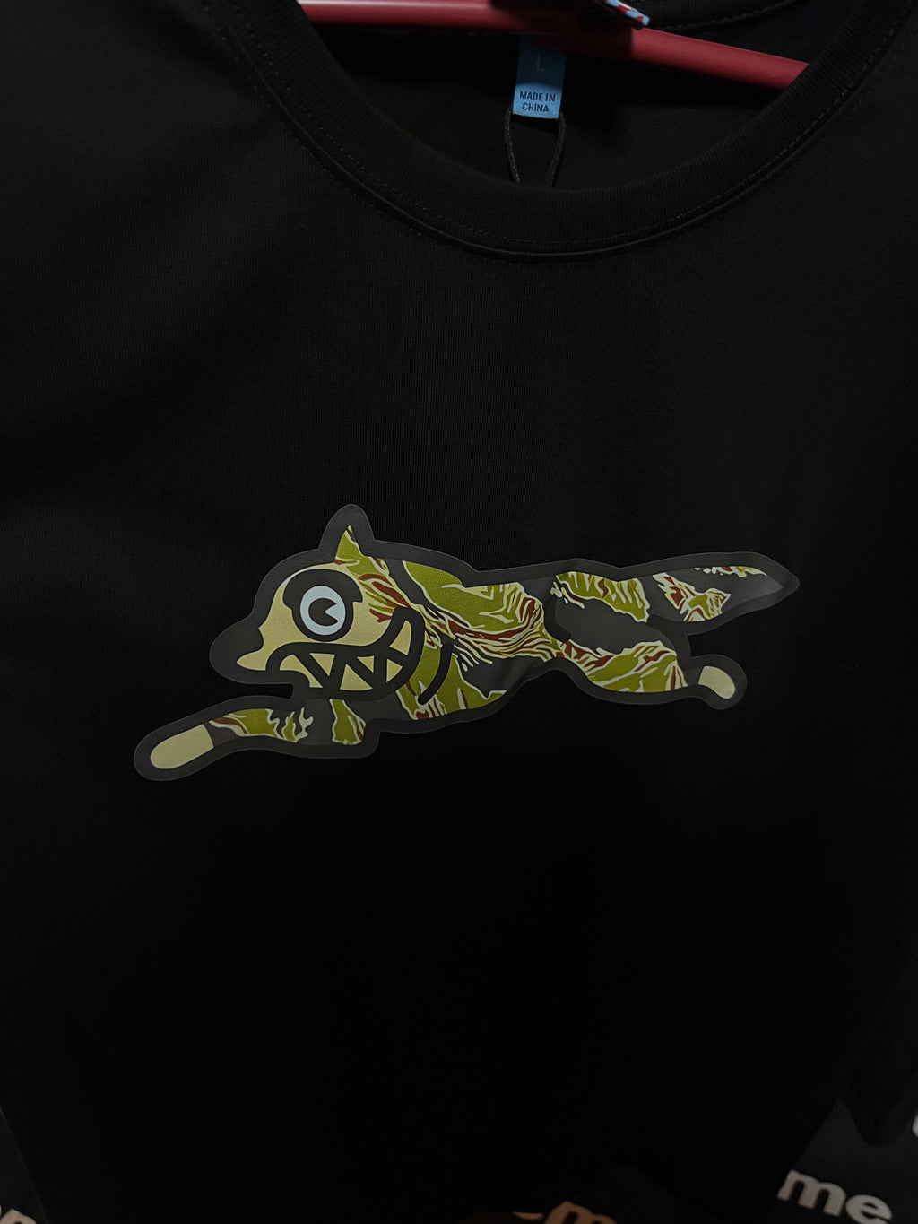 TIGER STRIPE RUNNING DOG T-SHIRT