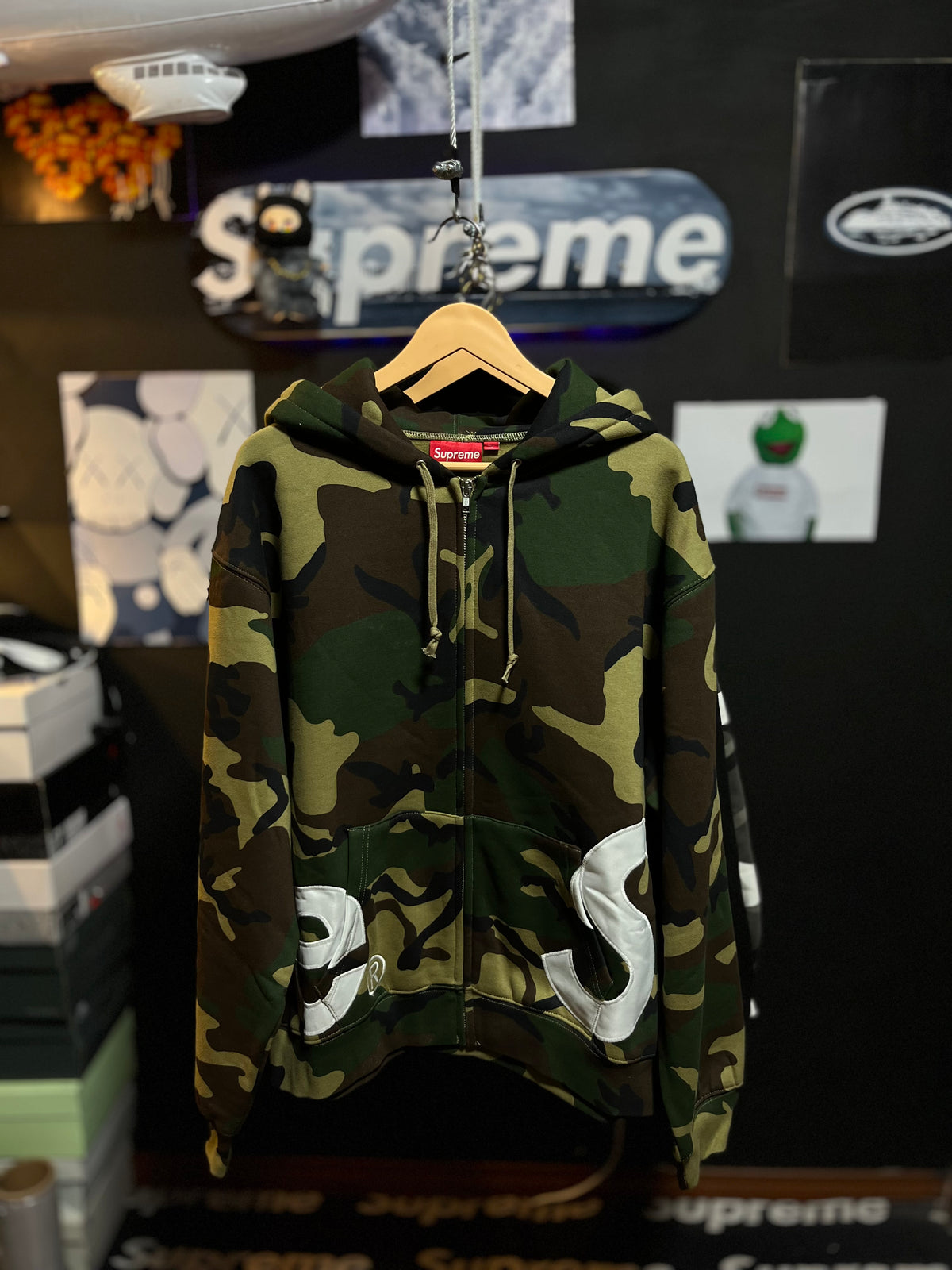 Supreme Big Logo Zip Up Hooded Sweatshirt Camo