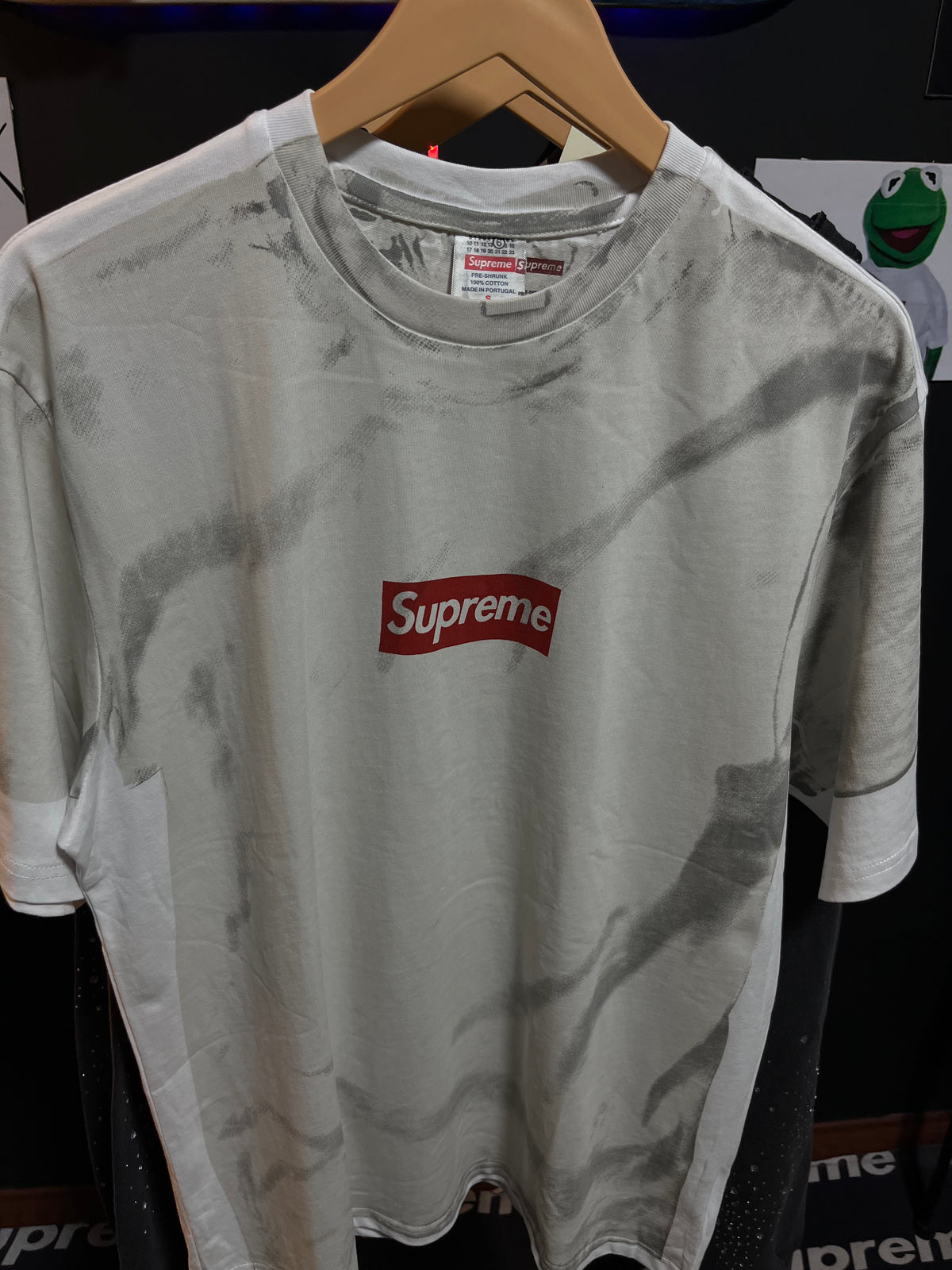 Supreme x MM6 Maison Margiela Box Logo