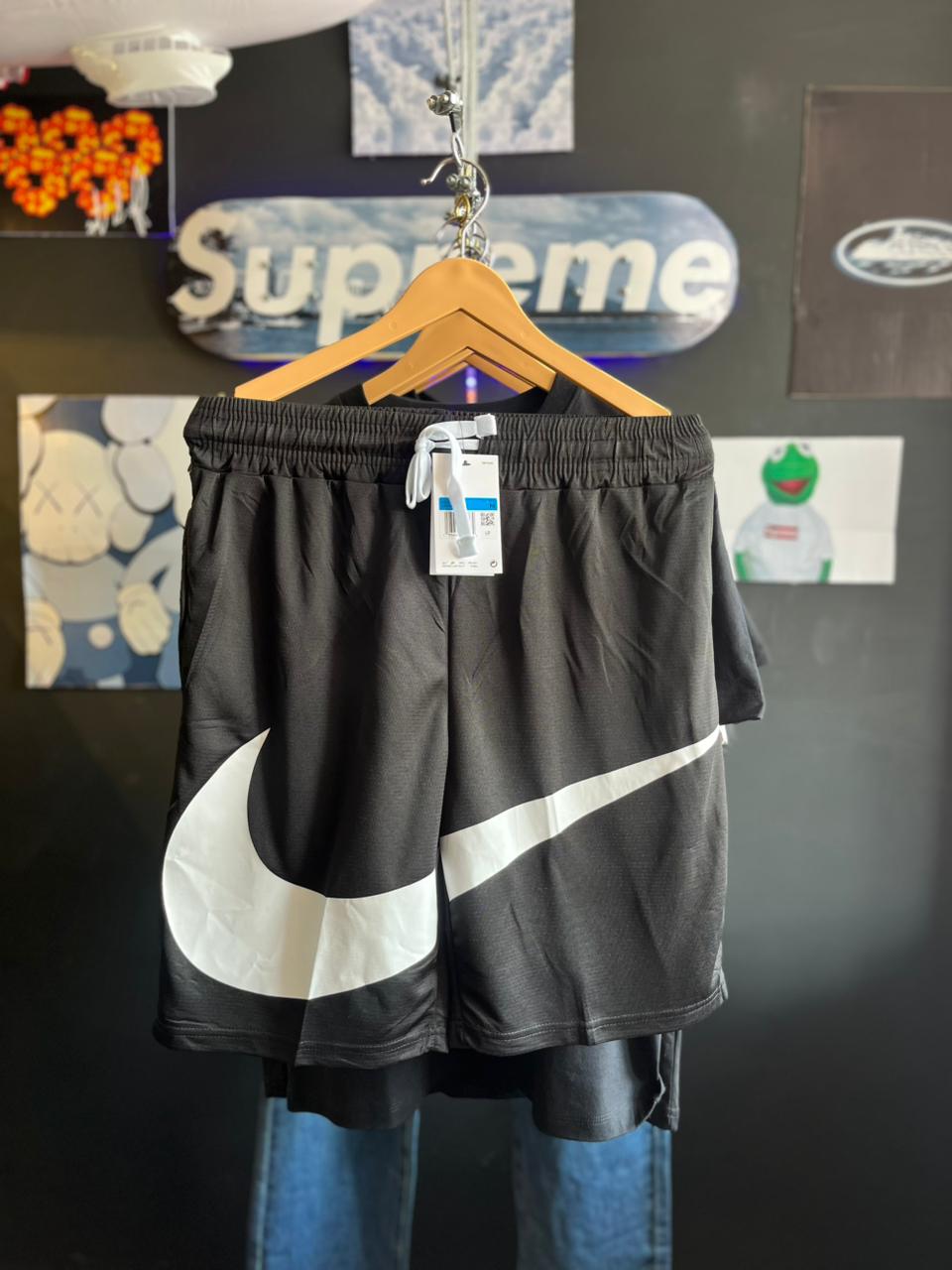 Short Nike