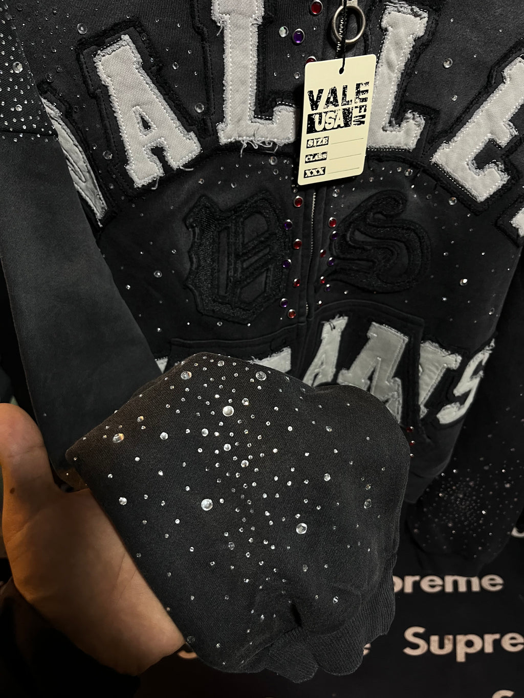 Vale Forever Classico Zip Up Black