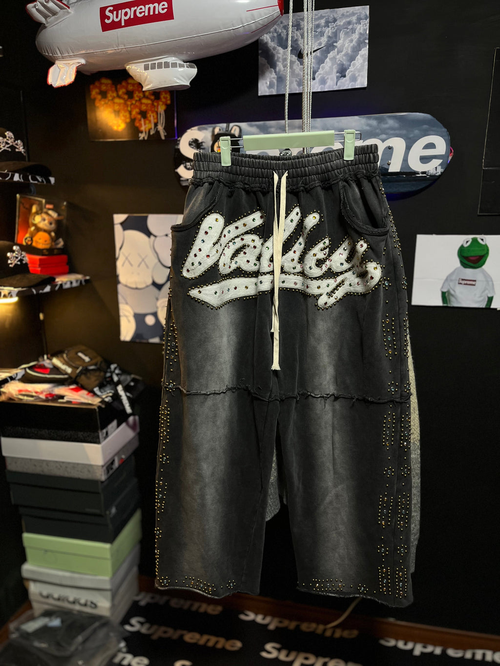 Vale Forever Skittle Sweats 'Jeweled/Black'