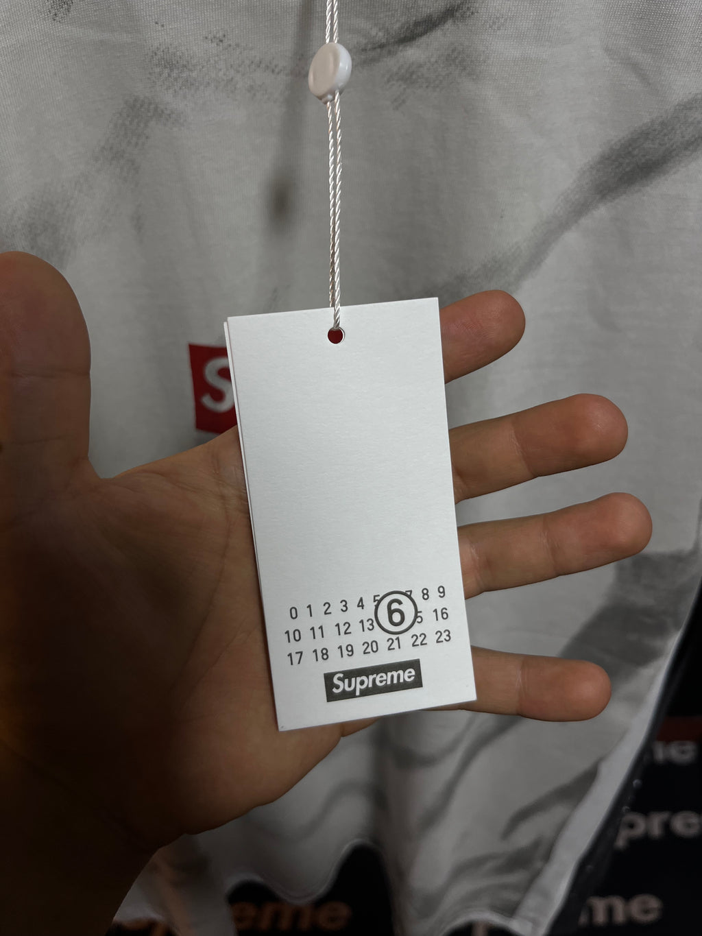 Supreme x MM6 Maison Margiela Box Logo