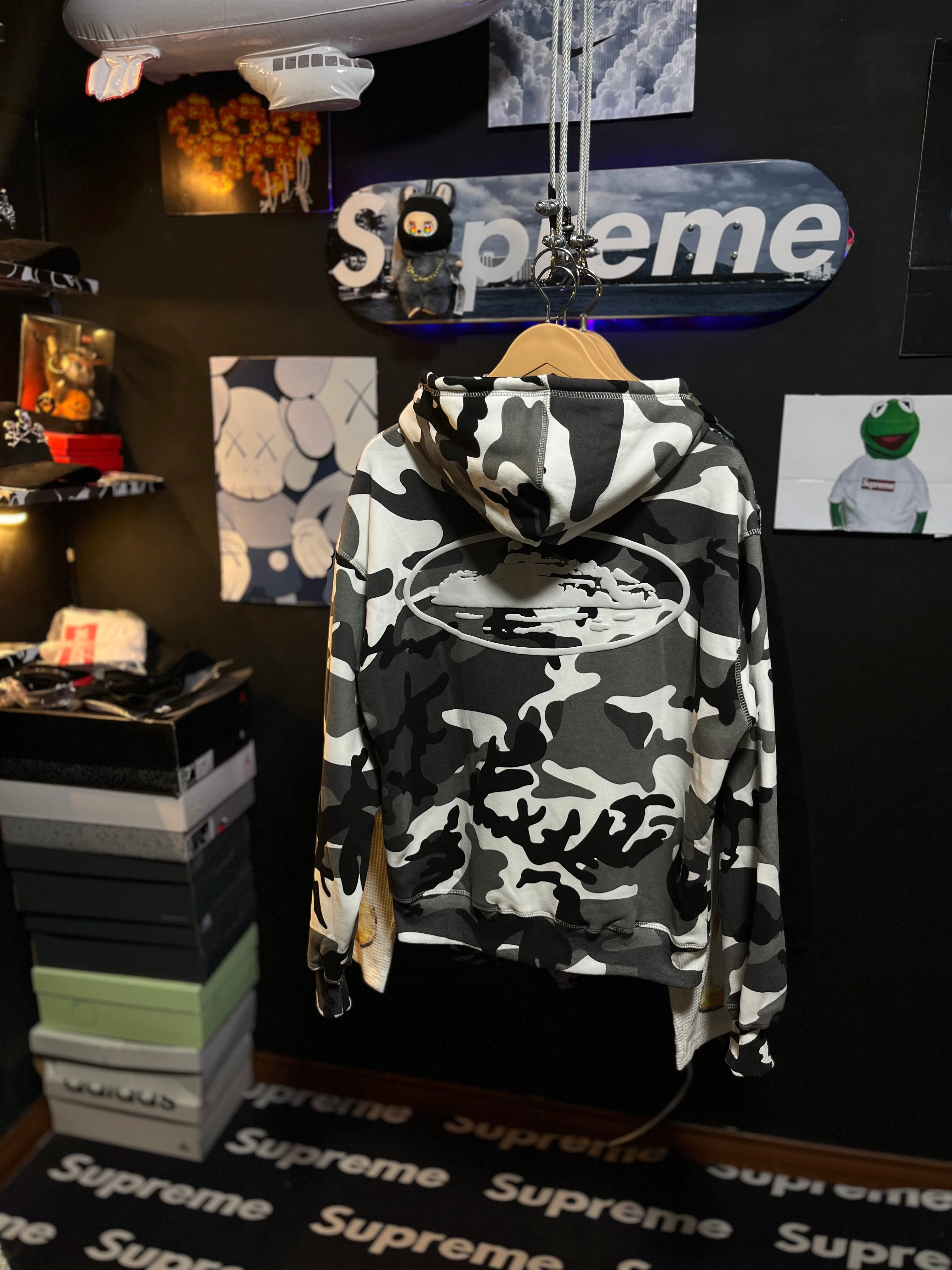 Hoodie Corteiz Island Puff Print Zip (Artic Camo)