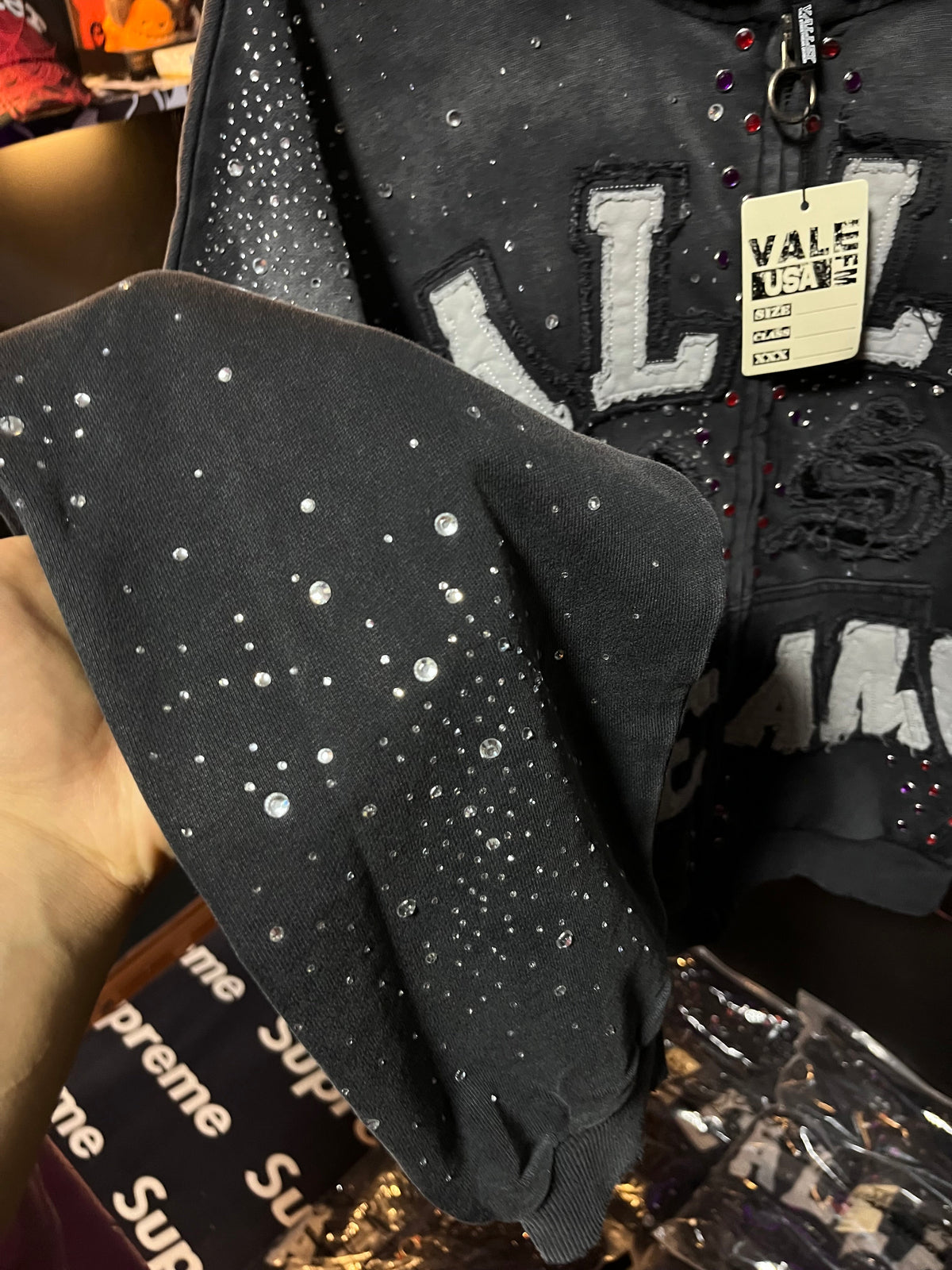 Vale Forever Classico Zip Up Black