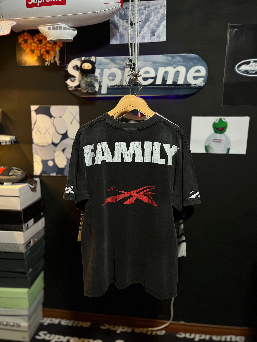 Hellstar Family Tee Black