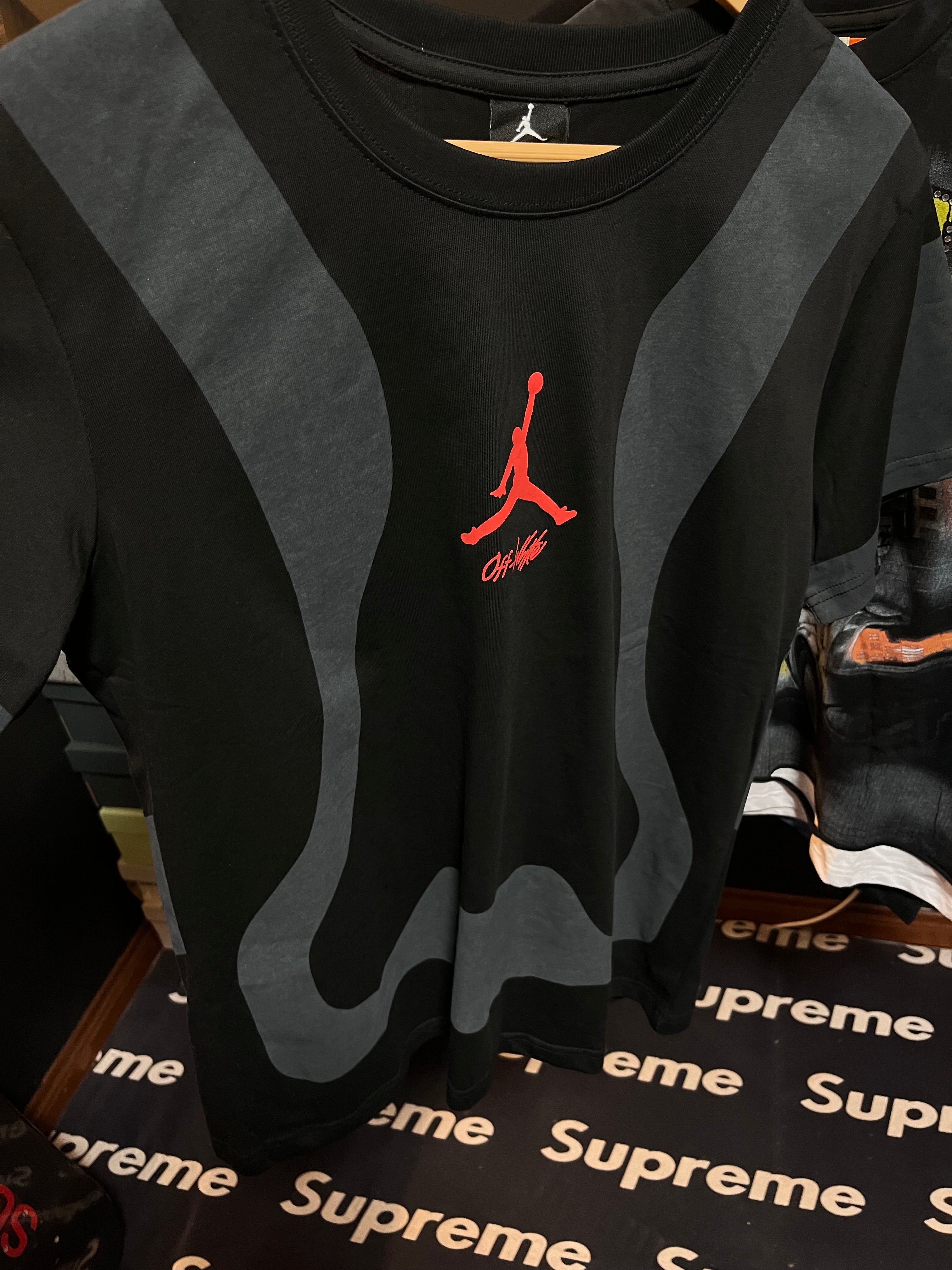 Camiseta OFF-WHITE x Jordan