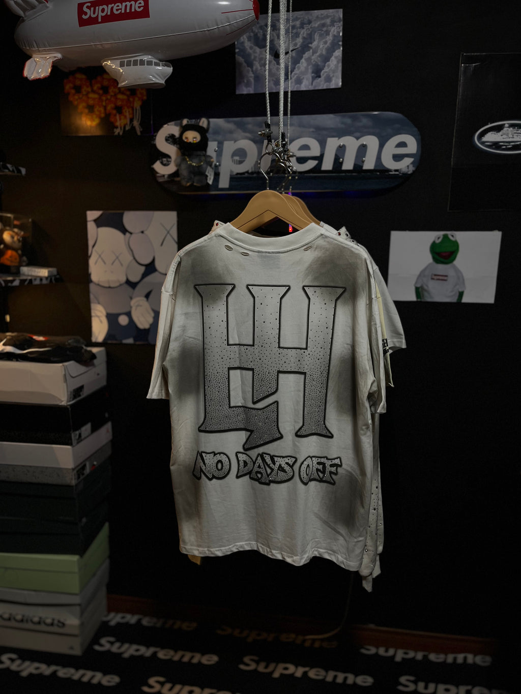 Life Hustlers 'Pray' White Tee