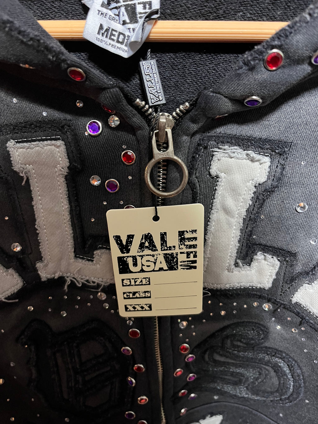 Vale Forever Classico Zip Up Black