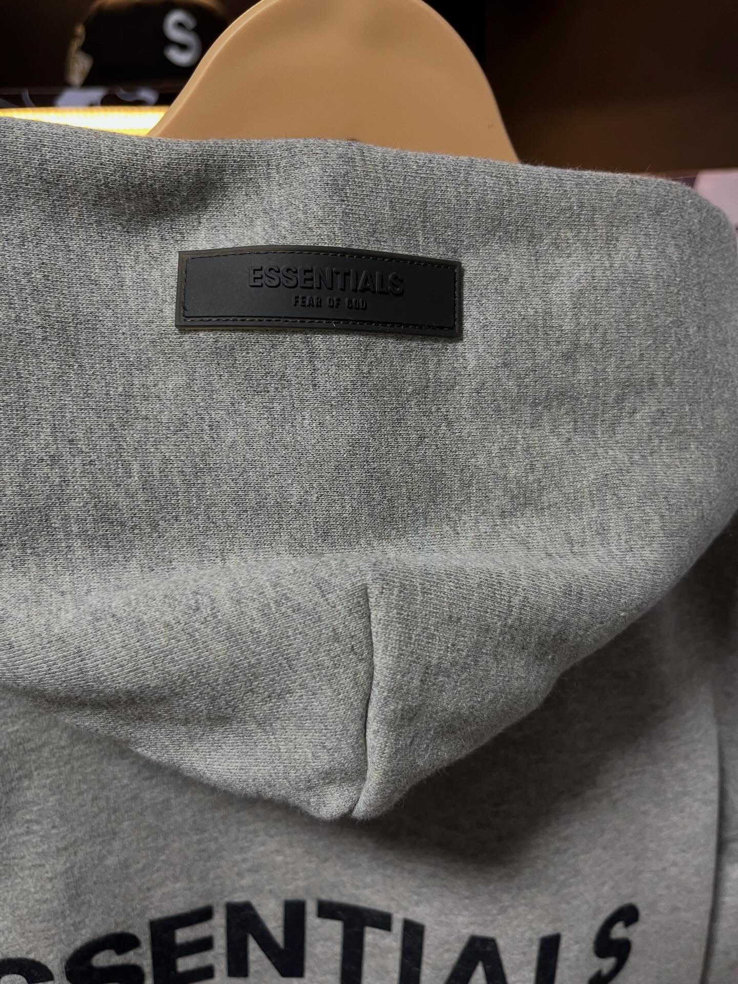 Sudadera con capucha Fear of God Essentials 'Dark Oatmeal'