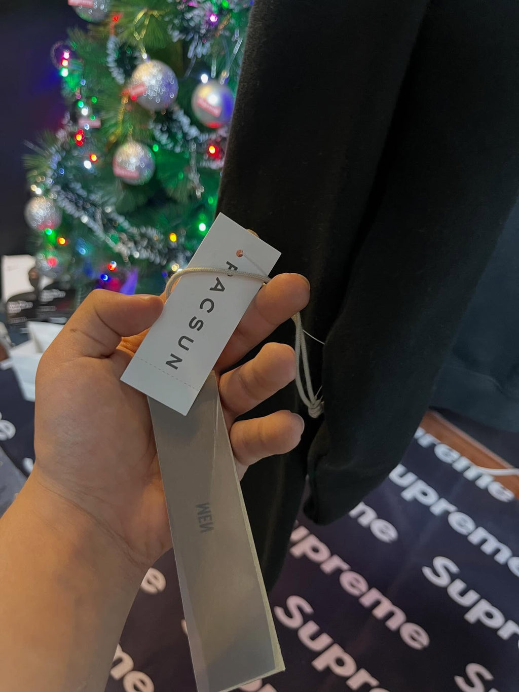 FEAR OF GOD ESSENTIALS